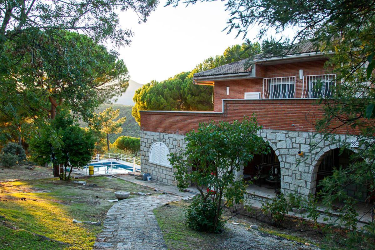 منزل الضيف Cadalso de los Vidrios  في Casa Cadalso, Mirador De Gredos, Madrid المظهر الخارجي الصورة