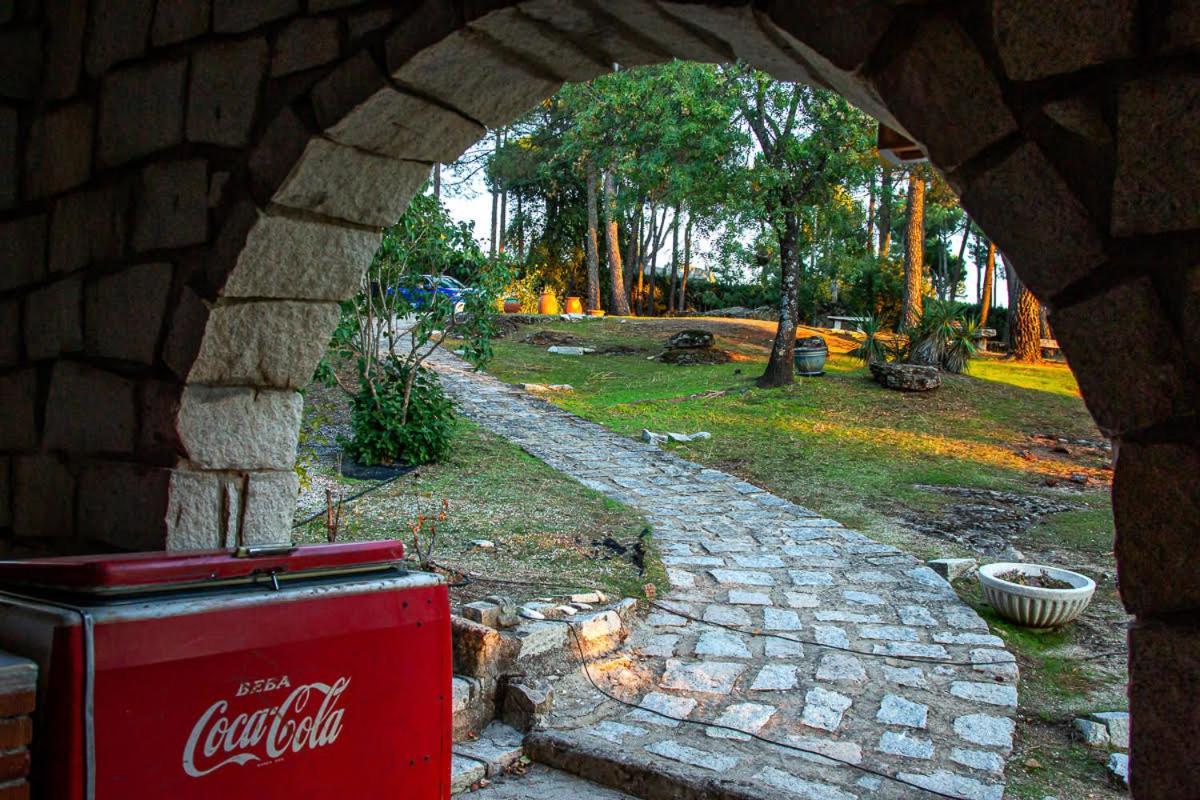منزل الضيف Cadalso de los Vidrios  في Casa Cadalso, Mirador De Gredos, Madrid المظهر الخارجي الصورة