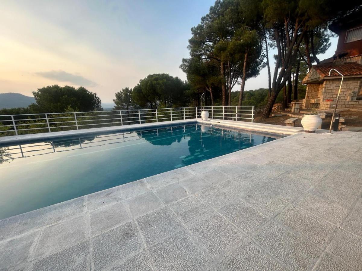 منزل الضيف Cadalso de los Vidrios  في Casa Cadalso, Mirador De Gredos, Madrid المظهر الخارجي الصورة